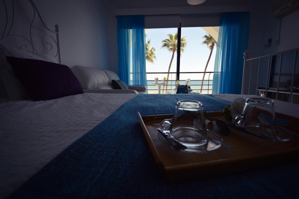 Krasas Beach Apartment Rentals Larnaca Quarto foto