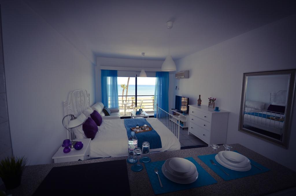 Krasas Beach Apartment Rentals Larnaca Quarto foto